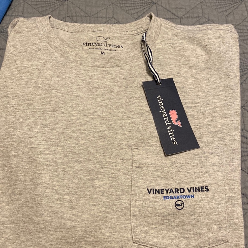 Mens Vineyard Vines t shirt NWT